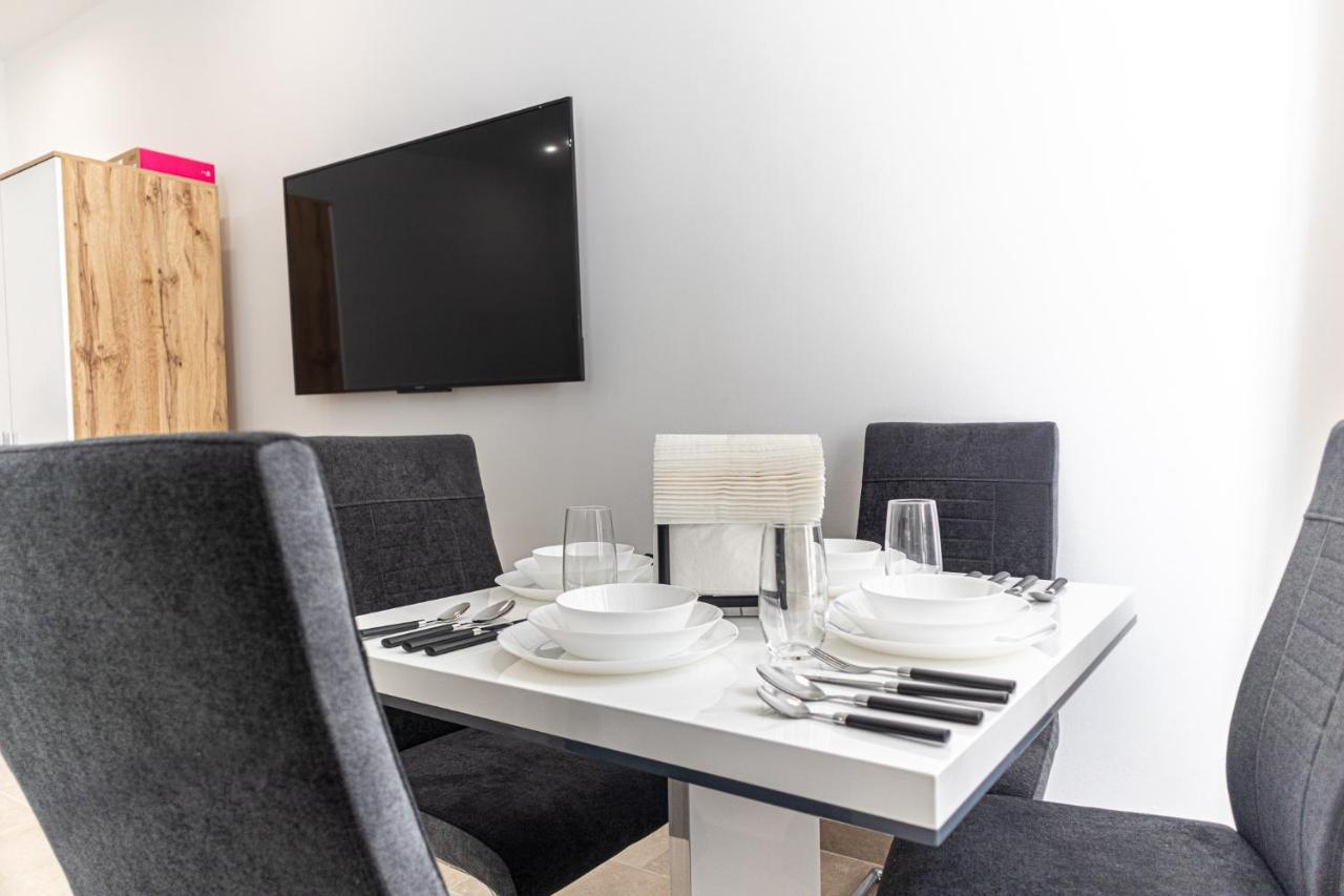 9 Min From City Center - Beautiful Studio Near U1 Reumannplatz Wina Bagian luar foto