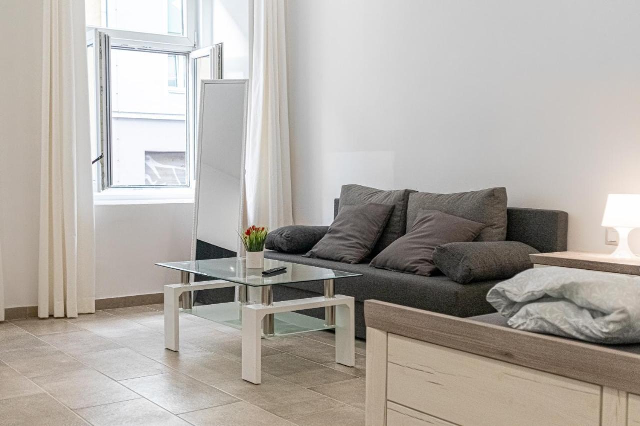 9 Min From City Center - Beautiful Studio Near U1 Reumannplatz Wina Bagian luar foto