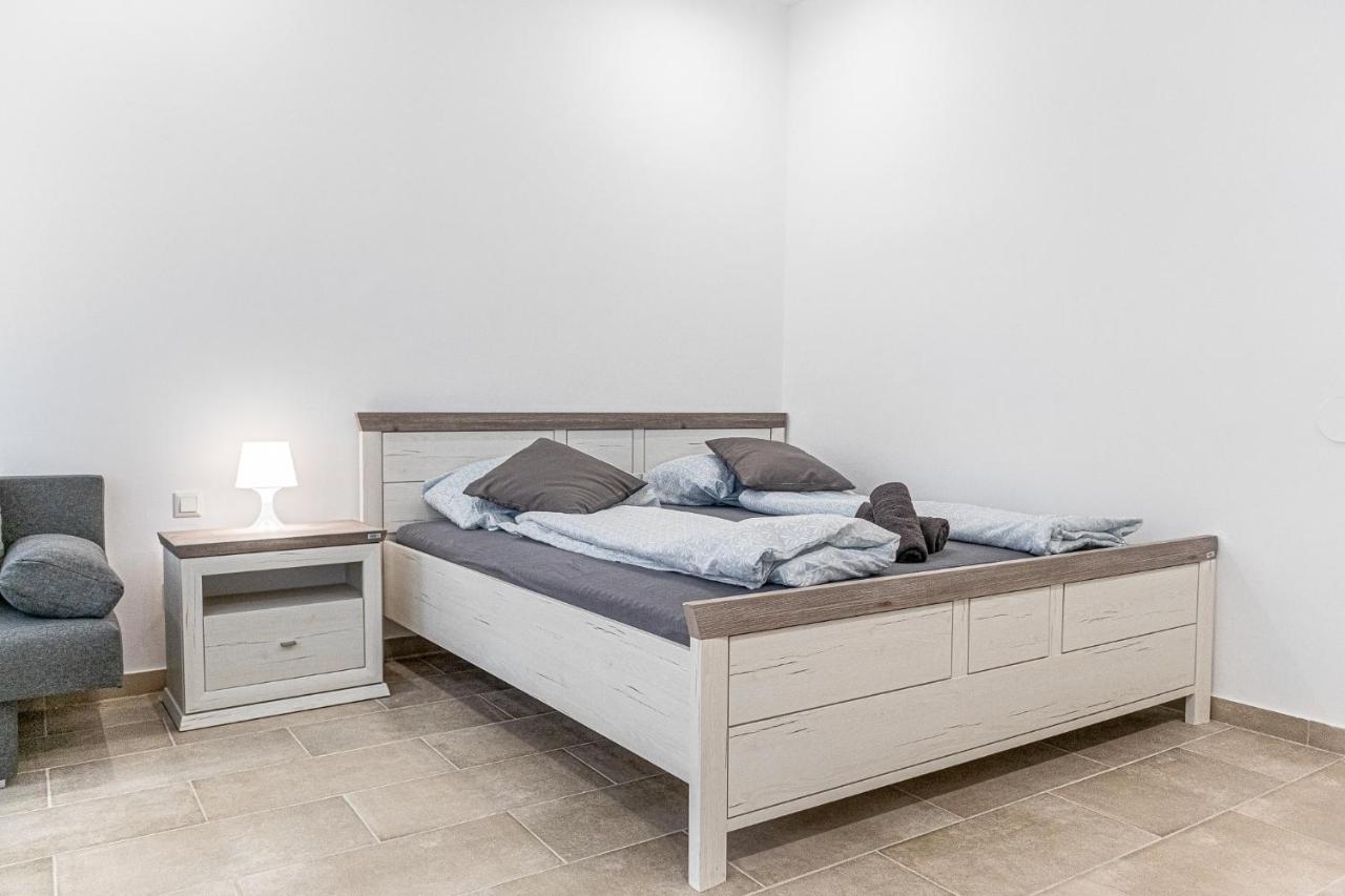 9 Min From City Center - Beautiful Studio Near U1 Reumannplatz Wina Bagian luar foto