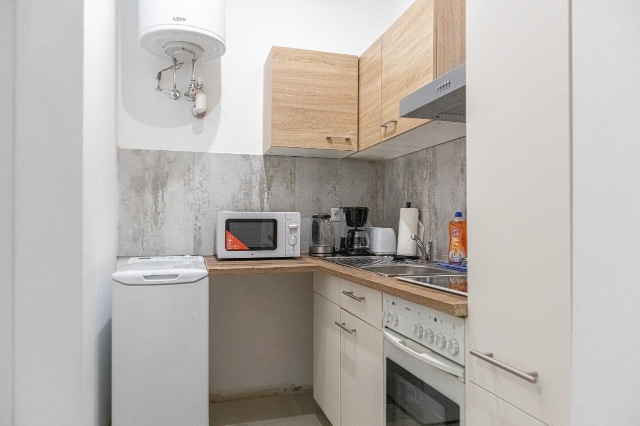 9 Min From City Center - Beautiful Studio Near U1 Reumannplatz Wina Bagian luar foto